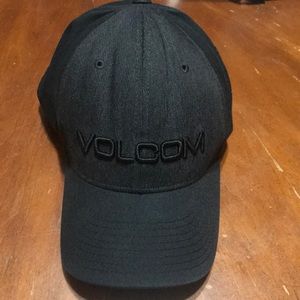 Black Volcom hat